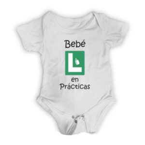 ropa primera puesta mujer preñada
